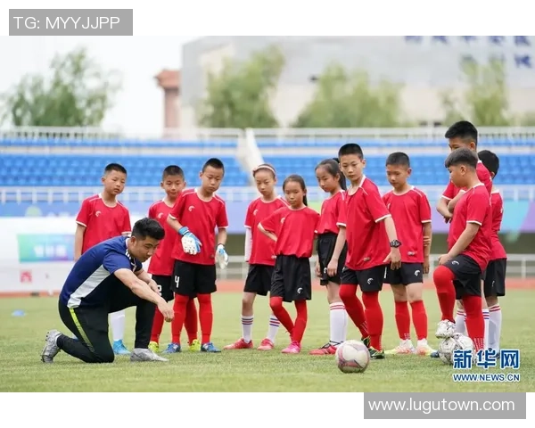 燕府足球：激情与梦想交织的绿茵传奇之旅，书写属于我们的辉煌篇章
